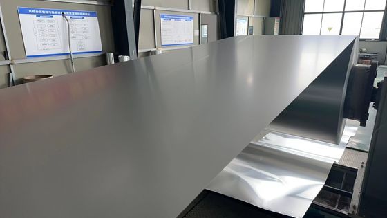 22Gauge πάχος AA3005 Διακοσμητικό και λειτουργικό γκρι χρώμα επικαλυμμένο φύλλο αλουμινίου για επένδυση