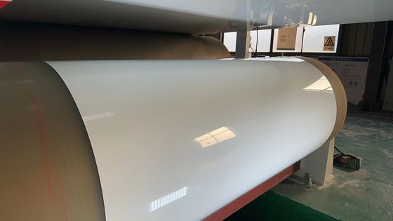 Σειρά 3000 Ανθεκτική στη διάβρωση προβαμμένη περιτύλιξη αλουμινίου με προστατευτική επικάλυψη