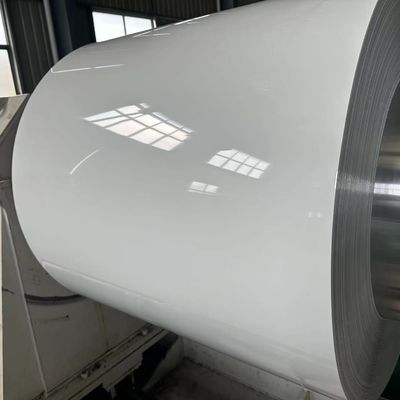 AA3015 H24 0,5MM πάχος 1000MM πλάτος χρώμα επικαλυμμένο αλουμίνιο περιτύλιγμα για διακόσμηση κτιρίων