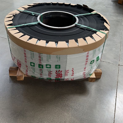 Υψηλής γυαλιστερότητας μαύρο χρώμα επικαλυμμένο φύλλο αλουμινίου που χρησιμοποιείται σε πινακίδες και διακοσμητικές εφαρμογές