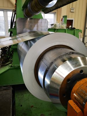 AA1050 H24 0,3MM Προχρωματισμένη περιστροφή αλουμινίου για διακοσμητική λωρίδα