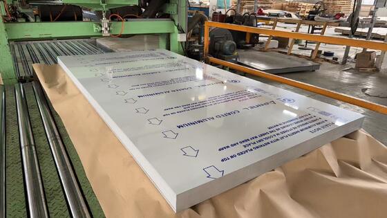 Πάχος 0,03 ιντσών Φινίρισμα επιφάνειας λεκέ Προβαμμένο φύλλο αλουμινίου για εσωτερική διακόσμηση