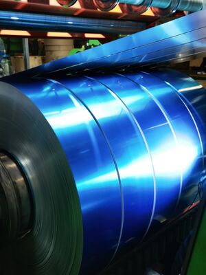 Προστρωμένο γράμμα καναλιού αλουμινίου περιέλιγμα αλουμινίου κράμα 3003 H24 θερμότητα λευκό χρώμα 300 mm πλάτος 1 mm πάχος για την κατασκευή σημάτων